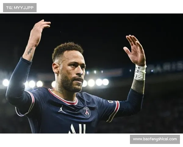 小卢卡斯为何在巴黎圣日耳曼长期担任替补角色背后的原因解析